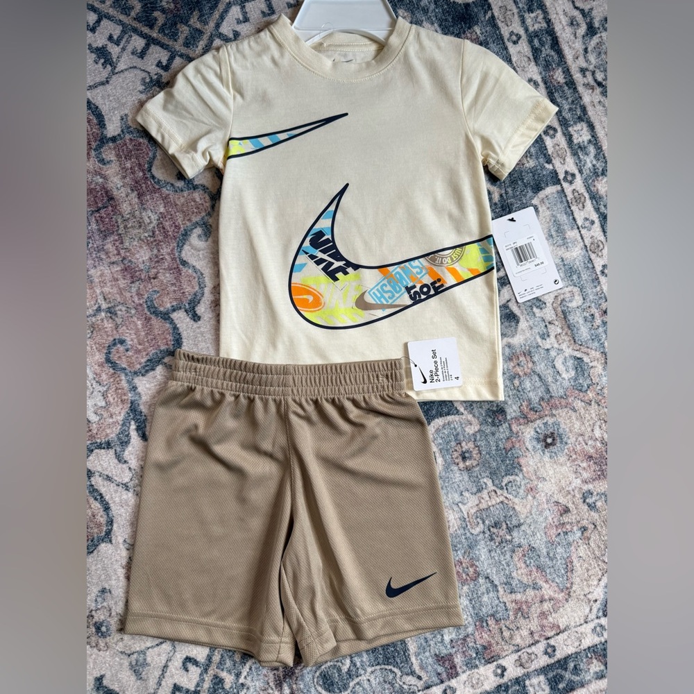 Nike boys size 4 matching set new